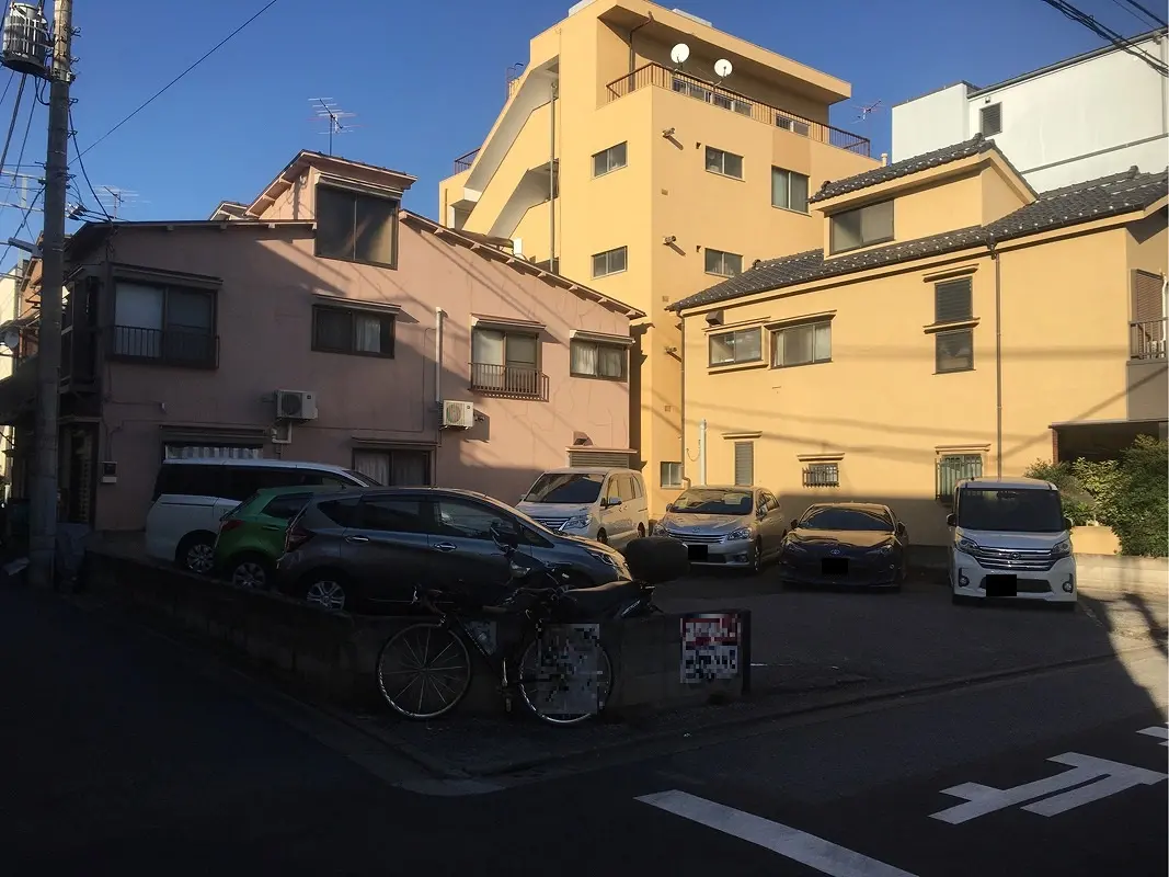 足立区千住柳町　月極駐車場